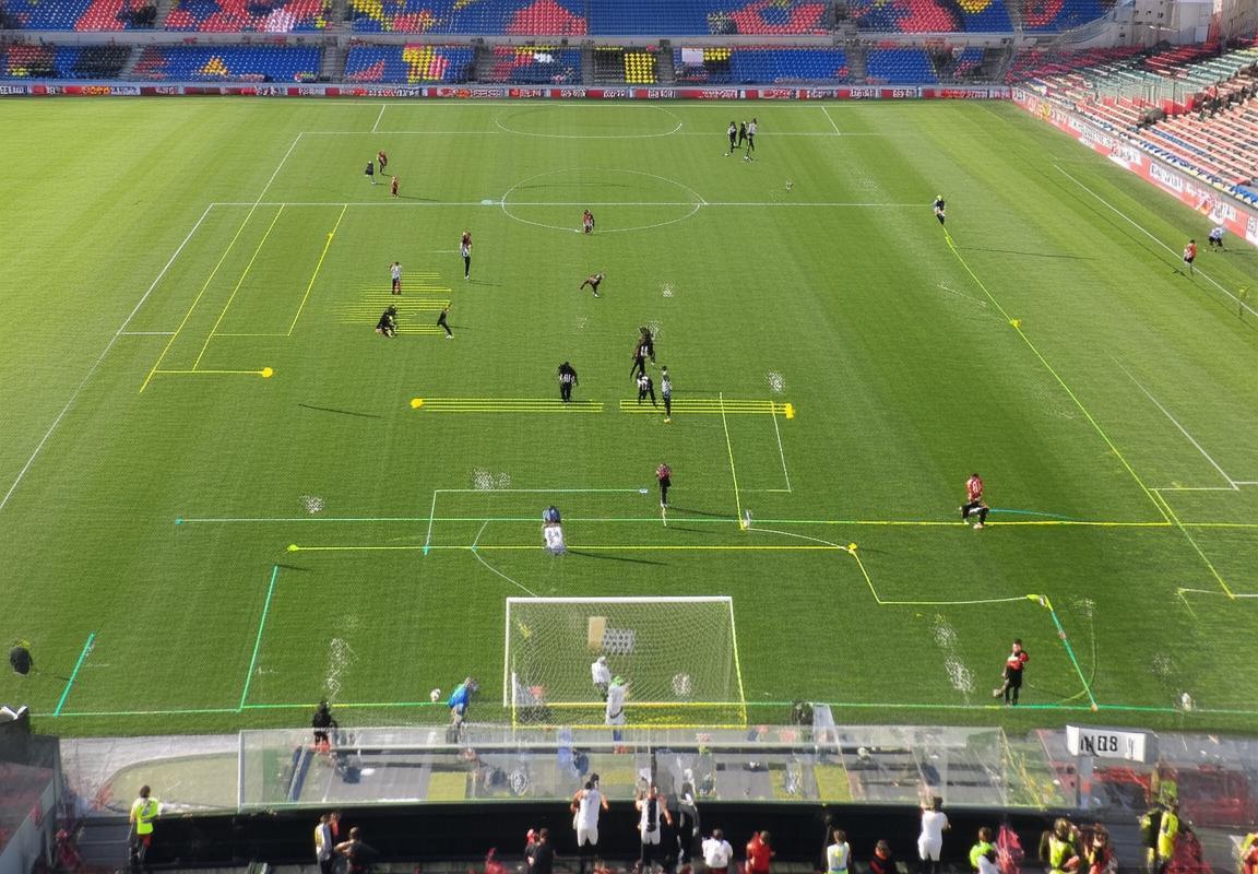 巴伦西亚VS格拉那达：西甲焦点战一触即发，球星对决定胜负(图2)